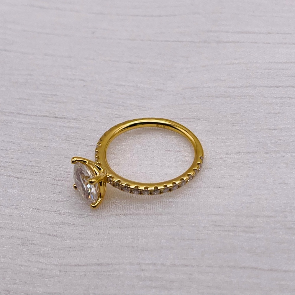 2.5 Ct Moissanite Diamond Solitaire Ring - image 2